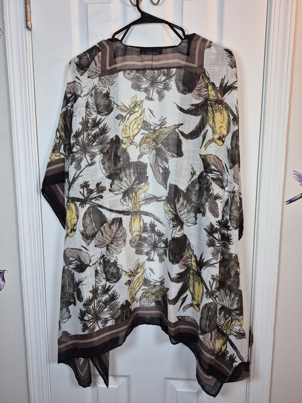Accessory Street Tropical Boho Bird Floral Kimono Ruana Sheer Wrap Cardigan O/S - Picture 2 of 5